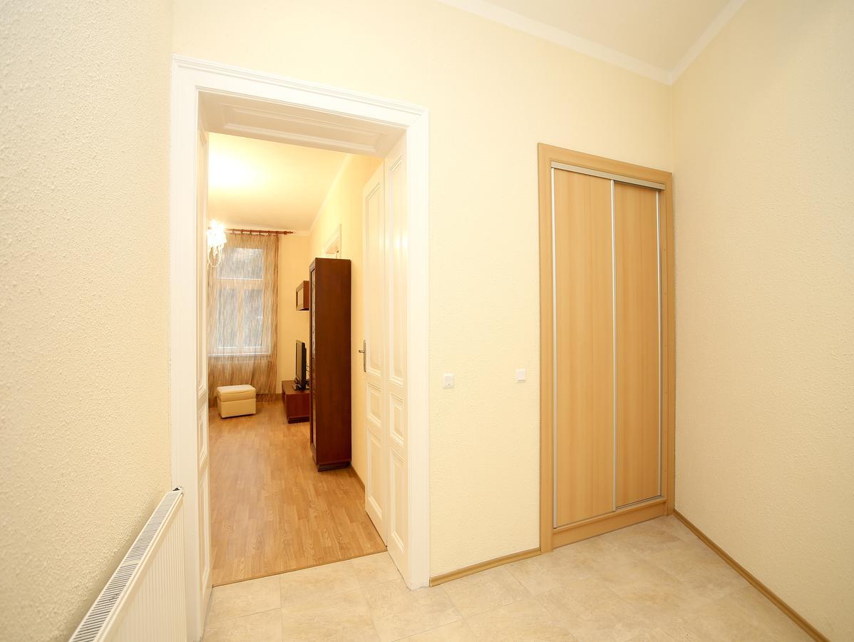 カルロヴィ・ヴァリApartman Moravska 188アパートメント エクステリア 写真